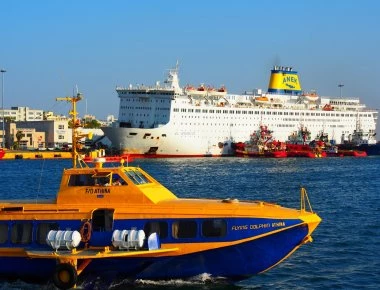 Βρήκαν καραμπίνα και φυσίγγια σε βαν στο «Ε.Βενιζέλος» - Νέο βίντεο από τη μάχη των Πυροσβεστών με τις φλόγες